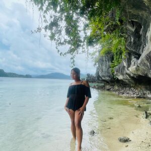Miss Kay Instagram - The way that the Philippines has my heart in a chokehold is very correct! The people , the food , the companions and the amazing sceneries. I don’t wanna leave and is not even over yet 😭