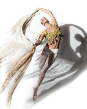 Misty Copeland Instagram - A 2016 throwback to these incredible photos by @greggdelmanphoto 😍