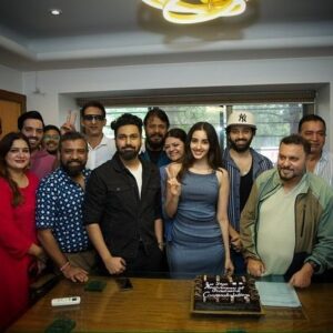 Mithoon Sharma Instagram - Celebrating 1 Year to the hurricane called  #Gadar2! 
@quadri.sayeed
