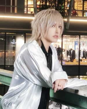 Miura Ayme Instagram - .
Stay with me tonight bebe
　
.
.
.
.

#visualkei #キャバクラ #ホスト #vkei #shibuya #アニメ #キャバ嬢 #uk  #v系 #東京 #渋谷 #ukcosplayer #コスプレ #cosplay #コスプレイヤー #自撮り界隈 #akihabara  #ldn #ヴィジュアル系 #cosplayer #ミウラアイム #歌舞伎町 #メンズアイドル #ObeyMe #shallwedate #乙女ゲーム #otomegame #otomegames