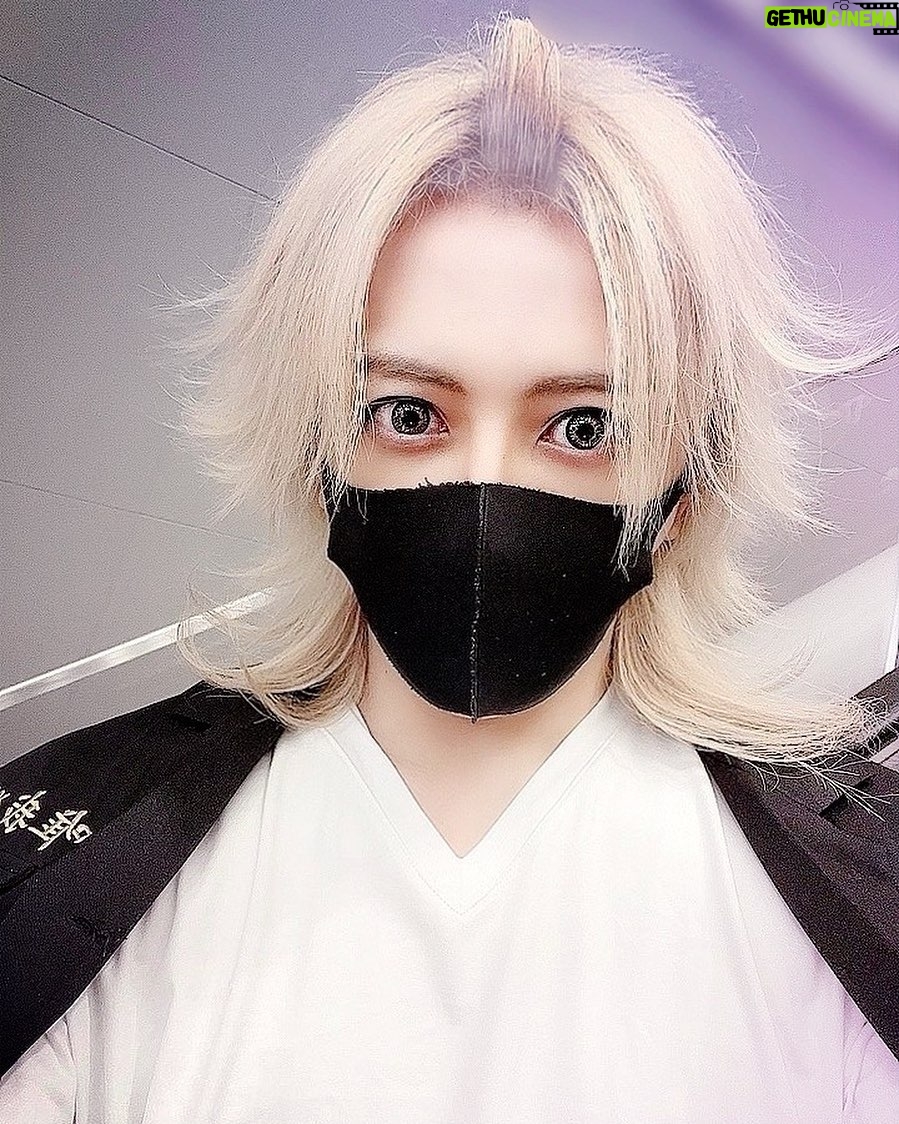 Miura Ayme - 9.9K Likes - 【Cosplay】
東京リベンジャーズ
TokyoRevengers
佐野万次郎
Mikey
“無敵のマイキー”
.
.
.
.
#visualkei #vkei #shibuya #アニメ #uk #v系 #渋谷 #ukcosplayer #コスプレ #cosplay #コスプレイヤー #akihabara #ldn #ヴィジュアル系 #cosplayer #ミウラアイム #歌舞伎町 #メンズアイドル #乙女ゲーム #otomegame #otomegames #tokyorevengers #東京リベンジャーズ #東リベ