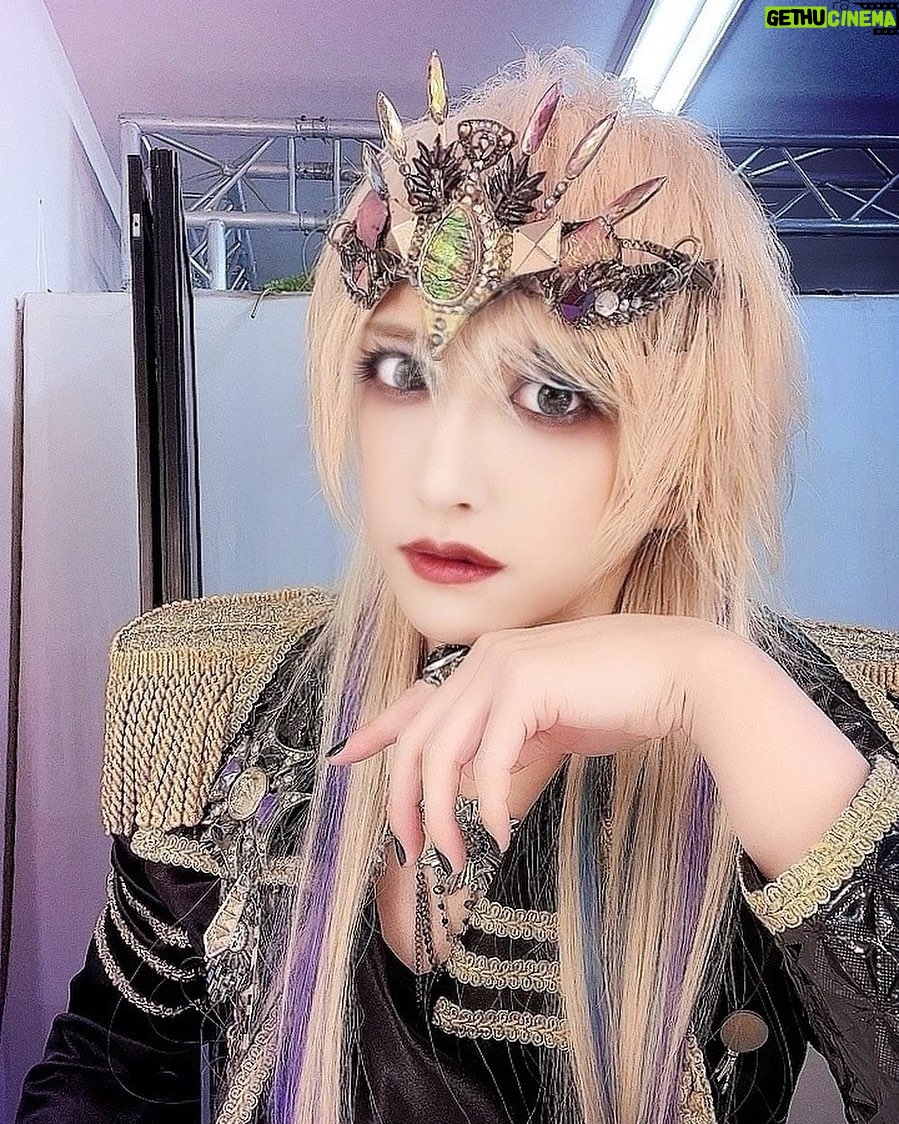 Miura Ayme - 9.6K Likes - .
Prince of Devildom😈⚜
.
.
.
.
#visualkei #キャバクラ #ホスト #vkei #shibuya #アニメ #キャバ嬢 #uk #v系 #東京 #渋谷 #ukcosplayer #コスプレ #cosplay #声優 #akihabara #ヴィジュアル系 #cosplayer #ミウラアイム #歌舞伎町 #メンズアイドル #乙女ゲーム #コンカフェ #otomegame #ミナミ #北新地 #宗右衛門町 #なんば