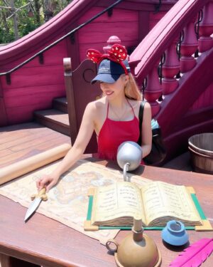 Miyabi Natsuyaki Instagram - 🎋💫✨
If you can dream it, you can do it.🫶🏻

#disneysea 
#fantasysprings 
#ファンタジースプリングス 
#ディズニー新エリア
#ネバーランド 
#ピーターパン