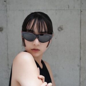 Mizuki Yamamoto Instagram - ⋆⸜☾⸝‍⋆

BURBERRY  Eyewear

キャットアイなデザイン。
太めのフレームが、
私にはなんだか新鮮。
ハンサムでも、女らしくもある感じ。

#Burberry ​
#Burberryeyewear #Ad​