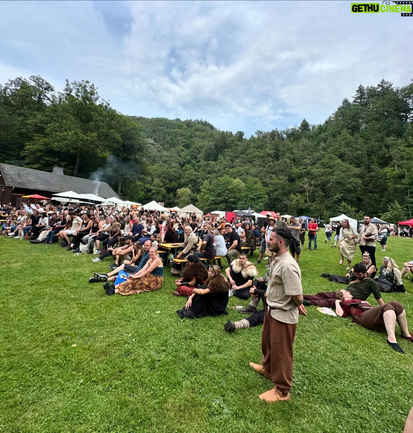 Moe Dunford - 2.7K Likes - Wonderful couple of days , 🇩🇪 @proudnerdconventions out in the woods 🐕 ⛰️🦉🔥 🌲 🪓 #Vikings
*oh & @olde_world_craftworks @dancing.shieldmaiden congrats on yere wedding!* 🤪🥂