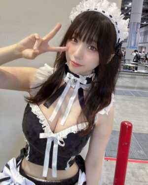 Moe Iori Instagram - 今年もコミケ二日間ありがとうございました！
めっちゃ遠いのにみんな遊びに来てくれてありがとう😭
タイの写真で作った夏の伊織5がすごい良かったので、ご購入の方はぜひ読んでね！（サキュバスと月刊もいい感じだったけど）

受かったらまた年末お会いしましょう〜！🙌

#c104 #c104コスプレ