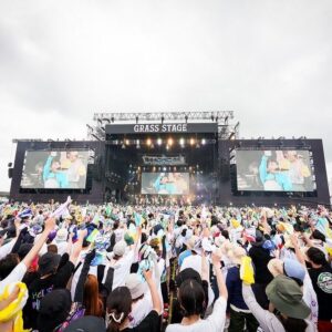 Moe Kamikokuryo Instagram - ⁡
⁡
ロッキン最高だった〜！🕺🌳🎶
⁡
⁡
⁡
#rijf2023
⁡