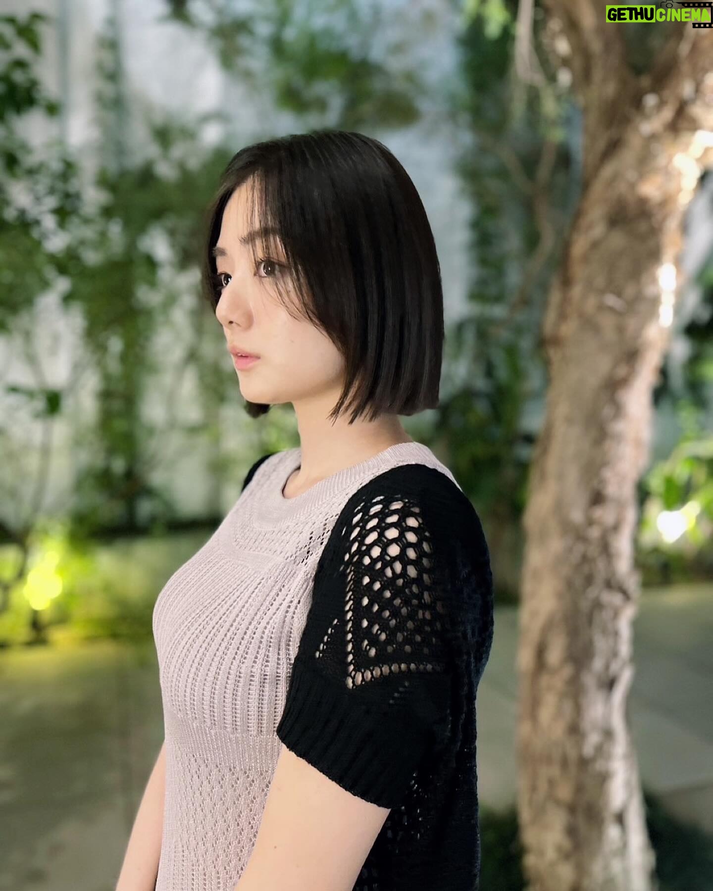 Moemi Katayama - 5.4K Likes - ✂︎
いつもお世話になってる
FONS'にいってきました
いつもと違う髪型にしてもらったのですが
本当にとても良い!🌿
こういう髪型は私、骨格的に似合わないか?
って思ってたけど
堀川智明さんが完璧に似合わせてくださいました
感謝しかありません🥹🙏🍀
髪が綺麗になると
全ての美容も気合いが入る!
ひっそりと肌ケア、ダイエット
がんばってます...!!
夏の日差しに負けないよ🪼
#fons #北青山 #表参道 #堀川智明 さん #moemikatayama