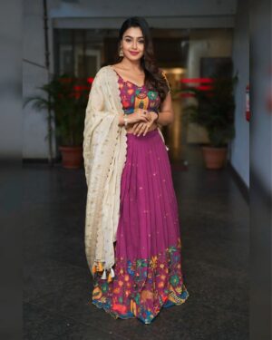 Mokksha Instagram - This is the day.. Alanaati Ramachandrudu film successfully running on theatres ❤️ 
We did it team @hyniva_creations @akashthefilmmaker01 @sashanktirupathi ✌️❤️🤩🎉
Costume designed and styled by @the_90s_label Ankitha garu 
Thanks @arunkumar_2809  for collecting the pics and sending me ❤️🙏
Thanks to the Telugu audience and Media ❤️🙏🥲