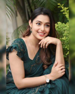 Mokksha Instagram - The Alanaati Ramachandrudu film is running in theatres now.. 
Wearing @the_90s_label 
Special thanks @arunkumar_2809 for sharing the pics and The Telugu media ❤️