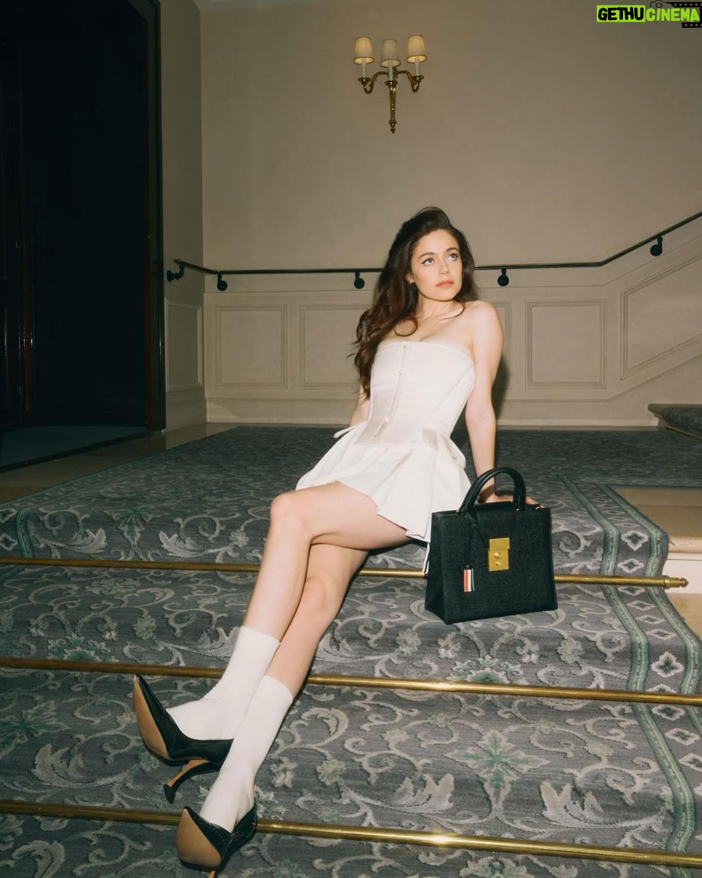 Molly Gordon - 44.9K Likes - @thombrowne