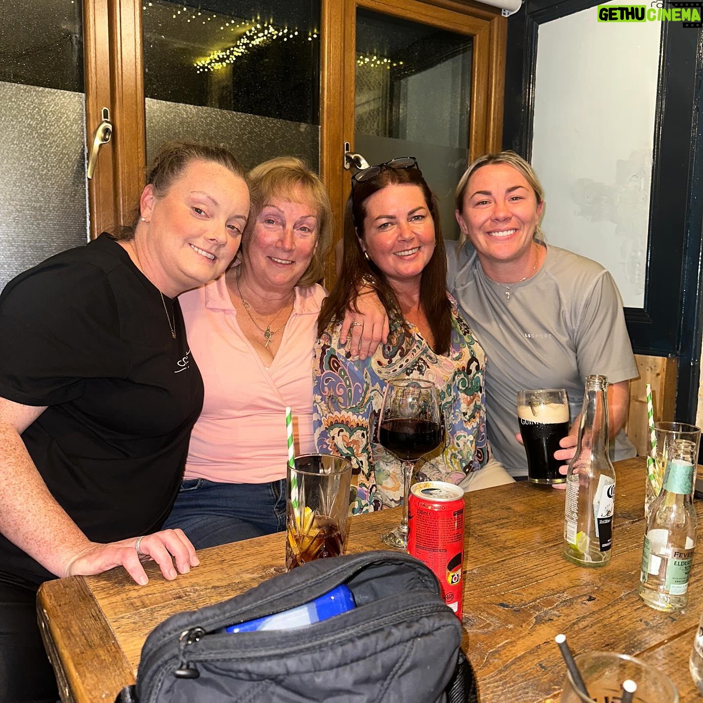 Molly McCann - 13.2K Likes - Kerry never disappoints 💚💛 down time that’s good for the soul! Family time well spent, feeling very grateful! Can’t wait for the next trip with me Fambo and doggos! 💙🤍