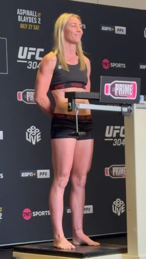 Molly McCann Instagram - 116 the official weight for @meatballmolly ⚖️

#UFC304 | July 27th | LIVE on TNT Sports and discovery 