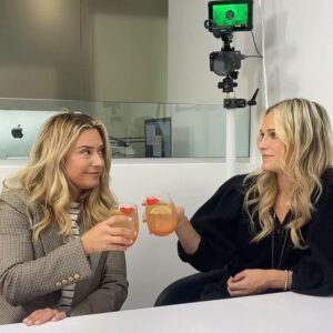 Actress Molly Sims HD Instagram Photos and Wallpapers August 2024