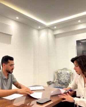 Mona Farouk Instagram - انضمام الفنانه #مني_فاروق 
علي #مسلسل_غموض 
اخراج حسام سلامه 
تاليف فتحي الجندي 
انتاج وليد سامي 
مدير التصوير د.محمد شفيق
@w.ewaleedsamy 
@mona_farouk_official 
@hossam.salama.cinema