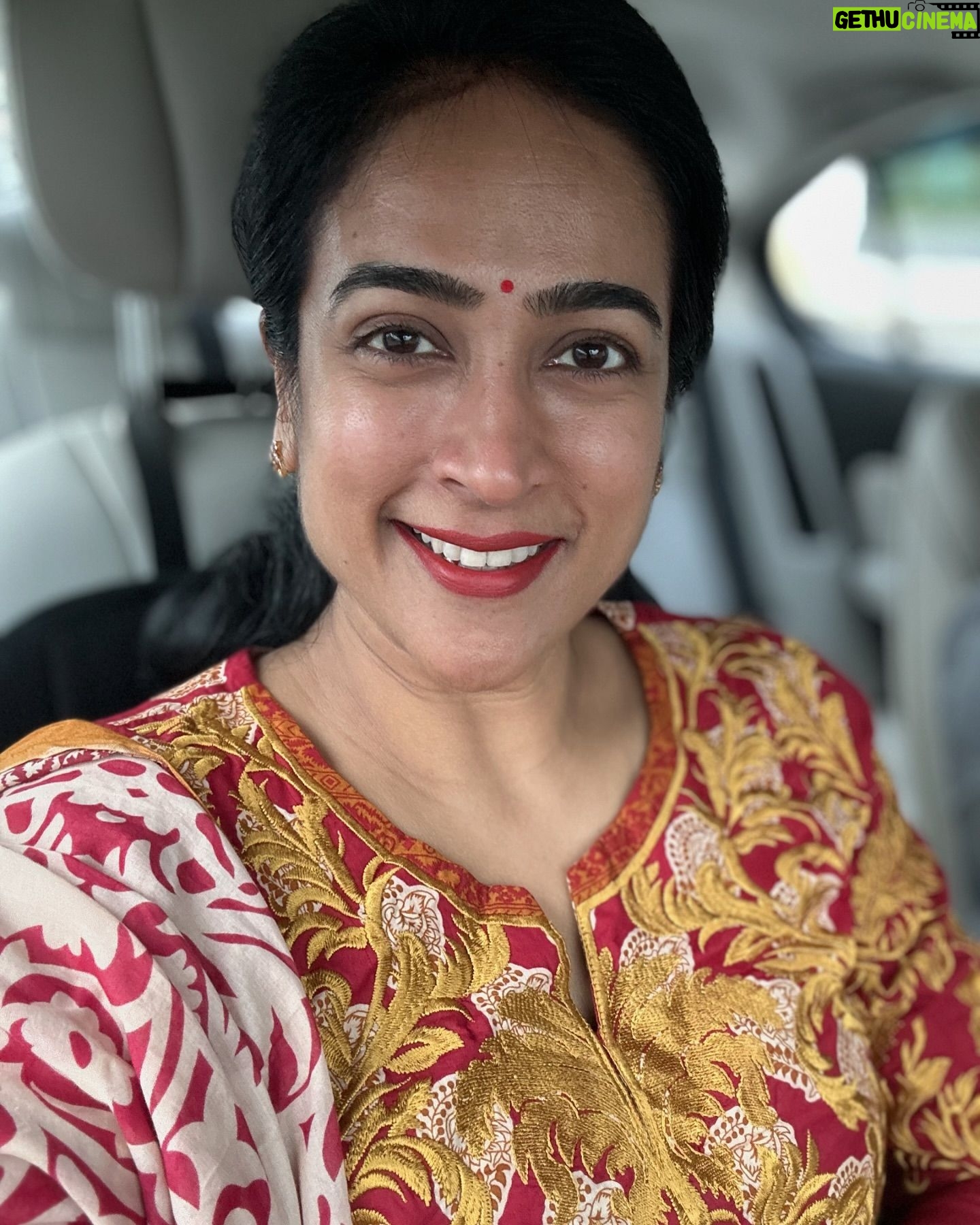 Mona Kakade - 1.8K Likes - Today is my Day 😇
Living each day to the fullest 🫰🏽
Making the most of what life has to offer 💕
#monabedre
#actor
#post
#picoftheday
#photooftheday
#instagood