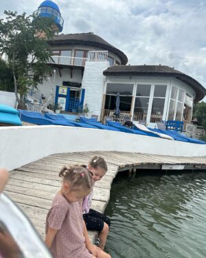 Monika Bagárová Instagram - Střípky 🦙💛🌾