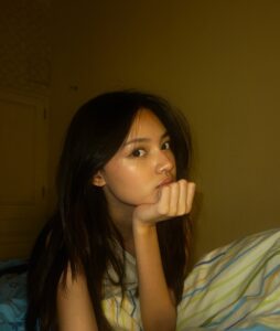 Montserrat Gizelle Most Liked Photos and Posts