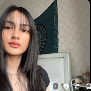 Montserrat Gizelle Instagram - took pictures on tiktok. and the sound choice tiktok randomly picked for me.. lol😂
