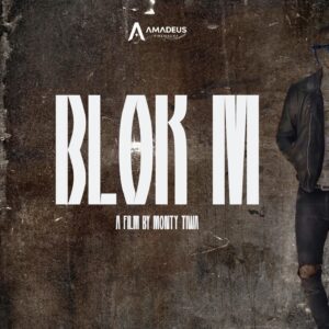 Monty Tiwa Instagram - Blok M adalah sebuah drama aksi yang mengambil setting di sebuah kawasan komersial terkenal Jakarta Selatan di penghujung dekade 70-an.

Blok M diambil dari sebuah kisah nyata yang telah melegenda tentang perebutan kekuasaan yang penuh dengan pertumpahan darah dan air mata. 

Dengan rencana produksi di kuartal pertama tahun 2025, Blok M dirancang untuk menjadi magnum opus Amadeus Sinemagna yang akan menegaskan keseriusan komitmen kami di industri perfilman nasional. 

Saat ini Blok M sedang dalam tahap development dan pencarian cast yang tepat.

#FilmBlokM #MontyTiwa #AmadeusSinemagna #BlokM #BioskopIndonesia