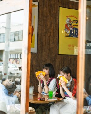 MonyHorse Instagram - モニチキバーガー🍔
食べにきてくれた
皆んなありがとう🫂💛

BIGなサポートにいつも感謝💙
@bigknot2019