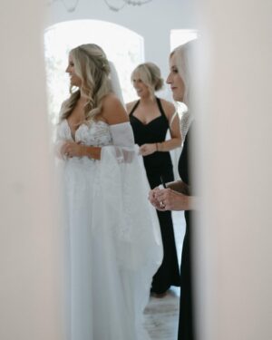 Morgan Huelsman Instagram - falling in love. surrounded by love. SO MUCH LOVE. 🥹
•
all these beautiful photos 📸: @stacibrucksphoto