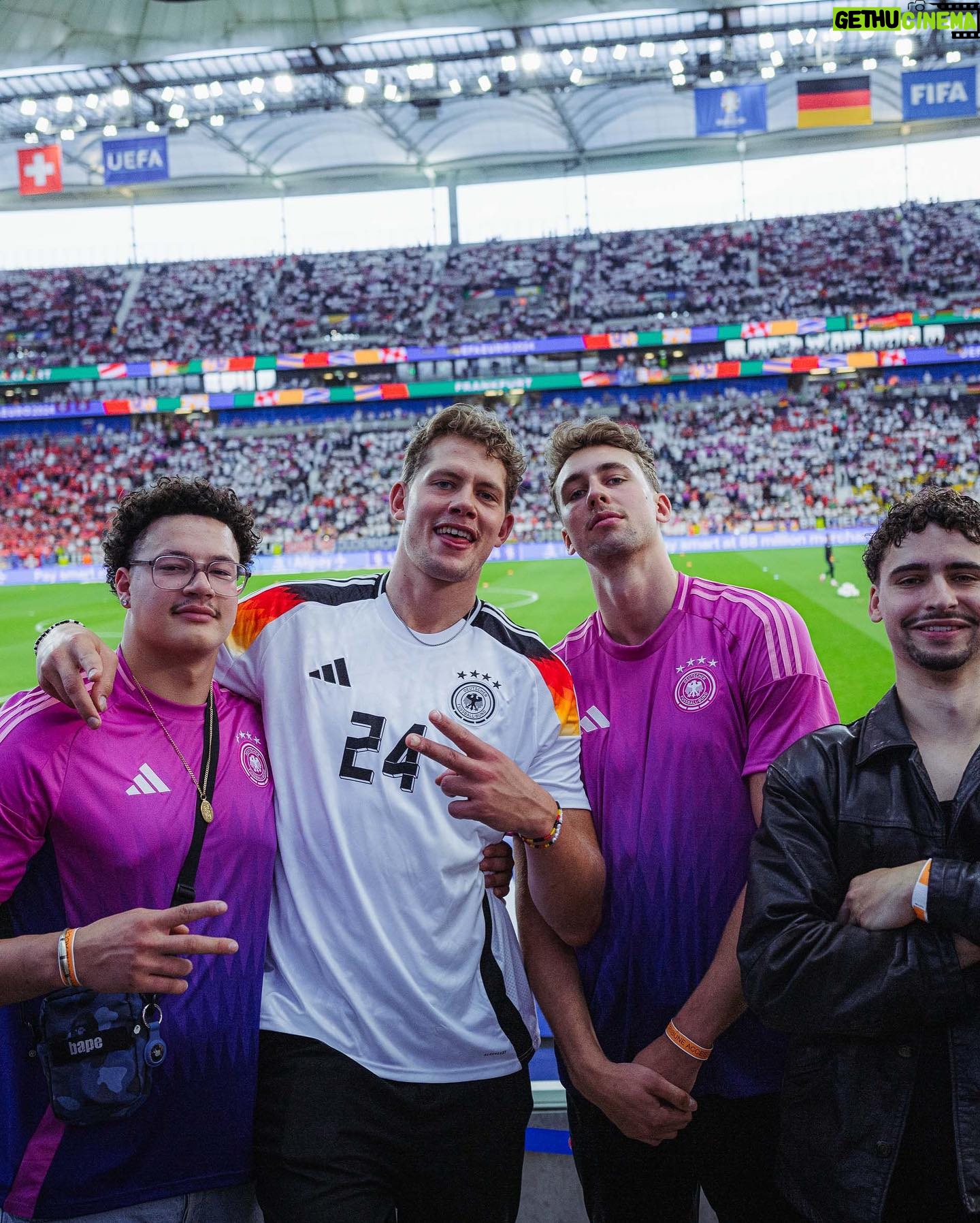 Moritz Wagner - 31.8K Likes - Deutsche Vita