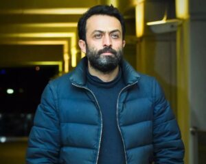 Mostafa Zamani Instagram - 📽🎬
نشست خبری فیلم سینمایی "بدون قرار قبلی" در کاخ رسانه "برج میلاد"
چهلمین جشنواره فیلم فجر
دوشنبه ۱۸ بهمن ماه ۱۴۰۰
#مصطفی_زمانی#مصطفی#زمانی#بازیگر#بازیگران#هنر#هنرمند#هنرمندان#هنرمندان_ایرانی#ایرانی#اکسپلور#فیلم#سینما#عکس#پرتره#چهره#mostafazamani#mostafa#mustafa#actor#actors#art#artist#artists#famous#celebrity#instagram#like4like#explore#popular