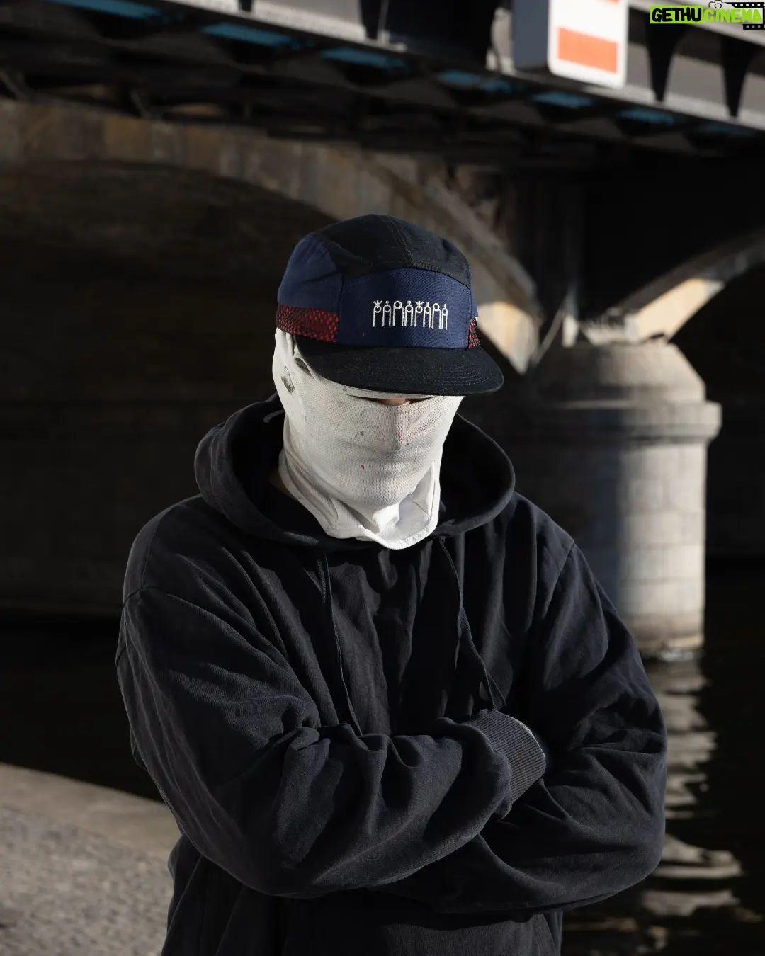 Mr. Paradox Paradise - 5.6K Likes - Sold out
If It's already sold Out, make Sure to take a Look at Overkill shop they got 125 Caps.
All Caps are limited to 300 PCs 100% Cotton btw ITS my First Cotton Cap IT needs some days to fits your head like shoes ,with the old reliable closing system IT fits all heads except children.IT hast Side pockets to stash your Money. Also U can hide sdcards ,lockpicks and so on,of cause the cap comes with quotes Like all my Designs and don't forget Only wash caps with hands, Peace. Mr.paradox paradise
@overkillshop
@overkillgraffiti