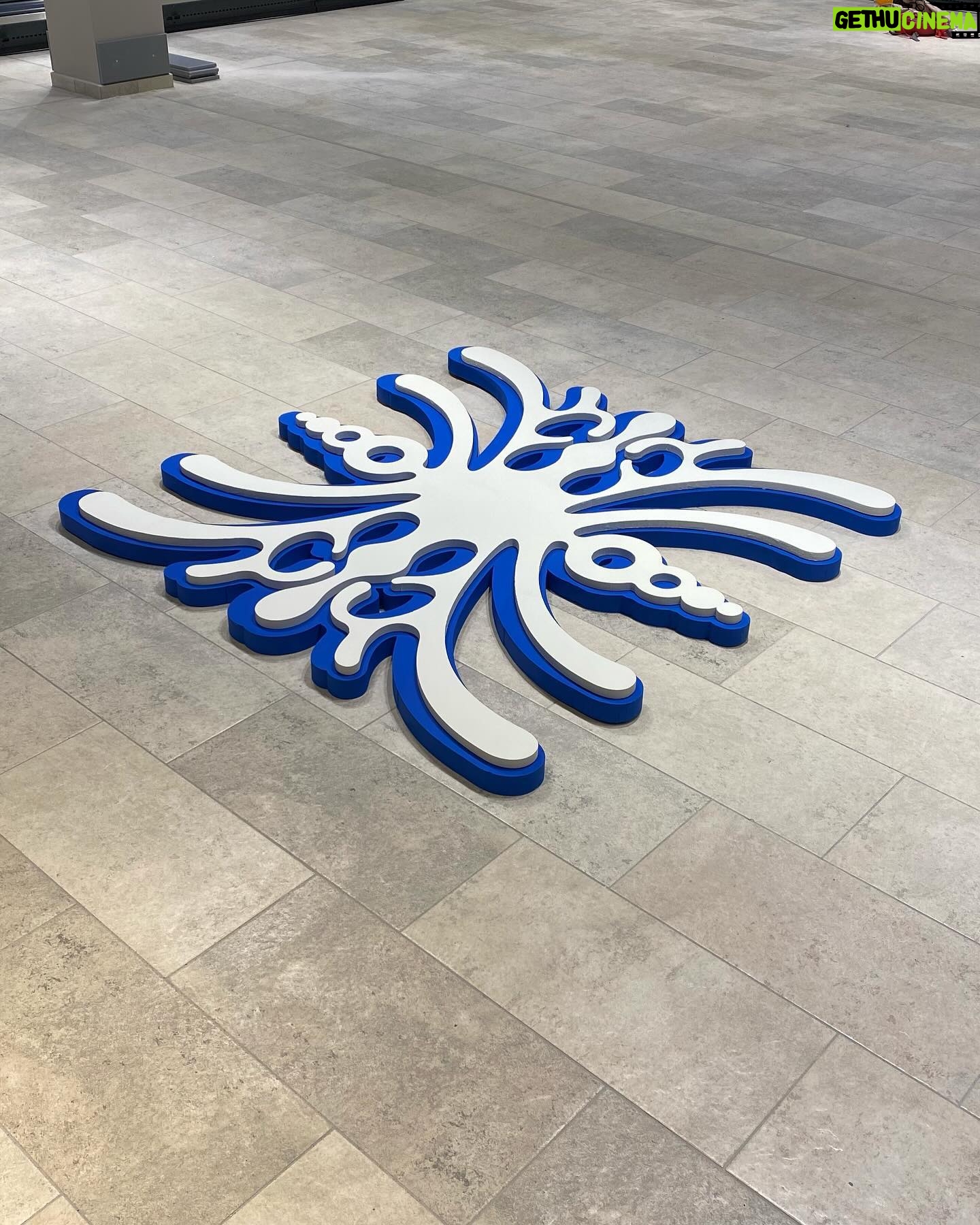 Mr. Paradox Paradise - 4.9K Likes - Letter X
Find it at Metro Bülowstr. Berlin
—————————————
#sculpture #installationart #paraglyphs #paradoxform #spiritual letters