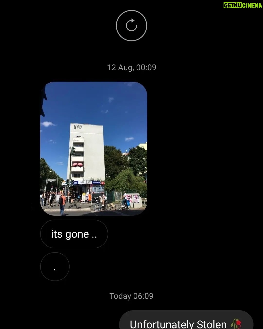 Mr. Paradox Paradise - 6.5K Likes - Stolen streetart🥀.