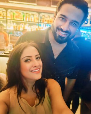 Mrinalini Chatterji Instagram - ❤️❤️ Happy Birthday the Golden heart Man @anantaks 🎂🌻🫂❤️ baki ache baatein bahut huye hai... I pray tumhara yei Naya saal tum bahut sara dhaan💰 kamao . Maa laxmi bless you✋ Tathastu