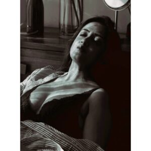 Mrinalini Chatterji Instagram - 🖤🤍🩶 Light & Shadow.
.
.
 
 
#lightandshadow
 #photography  #shoot