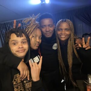 Msaki Instagram - A song came out last week called 'Nozala'. We made it one night a few years ago. We look so young. We made many songs that night, some are already part of your lives. Nothing was second guessed or over laboured. Just laughter and songs. Just feeling grateful for the gift of music and these talented souls. Glad that our paths crossed so we could catch the songs between us. 🖤💫

*Also... name the band in the 1st Frame 🙃

@djkenzasa 💫 @sunelmusician 💫@ami_faku 💕