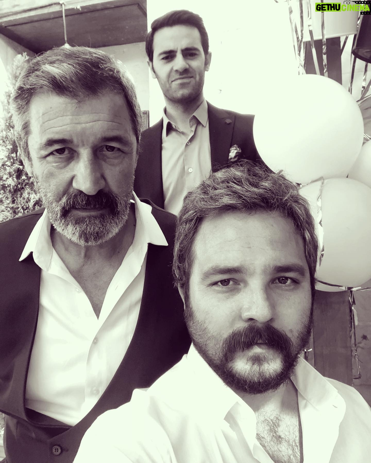 Muharrem Türkseven - 3.7K Likes - Biz mi? Yabancı değiliz..
Bu kasabanın çocuklarıyız.
#peaky
@nizamnamidar
@halibo