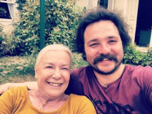 Muharrem Türkseven Instagram - Efsane kadın ❤️💐🎈@ipekbilginipek
#istanbullugelin 
#esmasultan 
#nazif