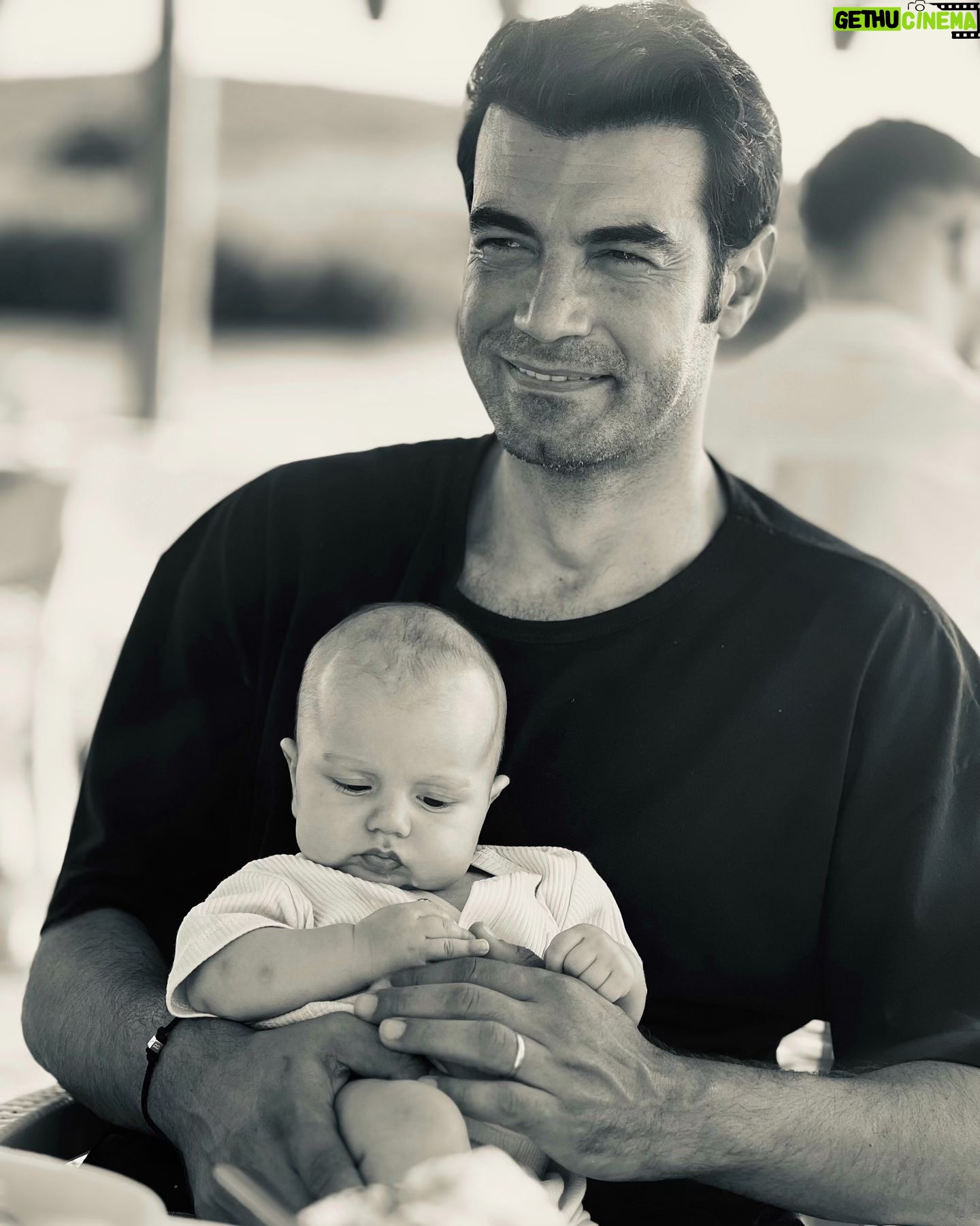 Murat Ünalmış - 62.9K Likes - Güzel bir günden kalan…🌊😊
📸 @minee_ymz