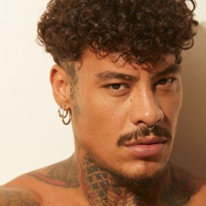 Murilo Dias Instagram - difícil resistir aos perigos da maré dos seus olhos