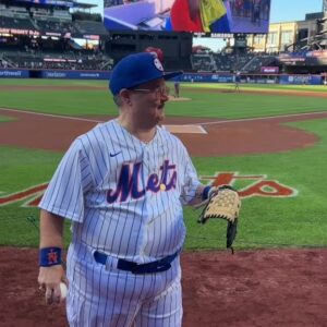 Murray Hill Instagram - Pregame warm up in the bullpen @mets #pridenight