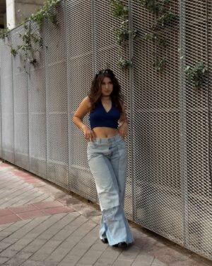 Nadia Al Saidi Instagram - 💙

@pullandbear #pullandbearcommunity