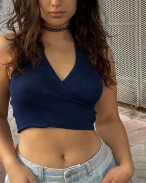 Nadia Al Saidi Instagram - 💙

@pullandbear #pullandbearcommunity