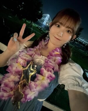 Nagisa Aoyama Instagram - #青山なぎさ_解放 
生配信ありがとうございました！

重大発表いかがでしたか？☺️

そして…まさかの朝から大掛かりなドッキリが始まっていたとは…😇

生配信に乱入してきた酔っ払っいのおじいちゃんも俳優さんでした🤣
で、吉田は絶対ライブ来るよね？😀

何も知らない青山と
全てを知った後の青山。

#青山なぎさ #解放