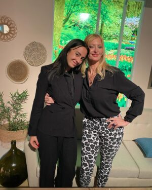 Naiara Awada Instagram - Chicos Ventura awada es la nueva fórmula @facuventura7 el futuro del panelissmo jajajaj que lindo hoy ser tu panelista @yuyitogonzalezok ! @ciudad_magazine @empezareldiaoki @farfuworld que año maravilloso ! 
Look by @kremia.moda