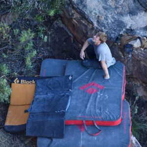 Nalle Hukkataival Instagram - One from Africa. Leopard Shield 🐆🛡 at Outer Realm 📸@hcslowmo #rocklands @blackdiamond @lasportivagram #bouldering