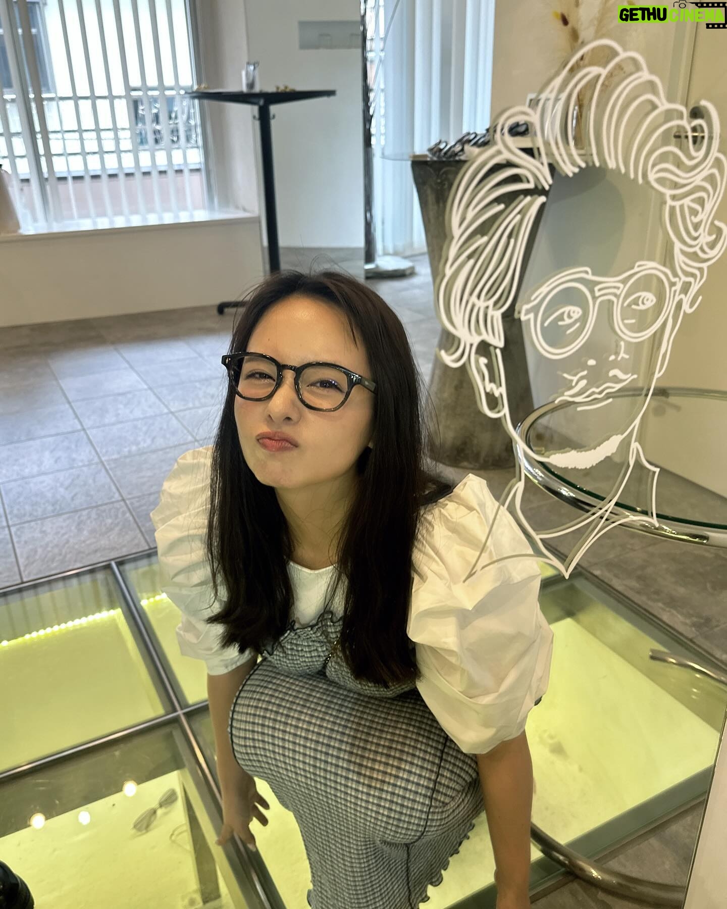 Nana Yamada - 5.8K Likes - 天才めがね🥹👓
写真撮っても反射しないのすごくない...🥺?
久しぶりにすずとお出かけしました💃♡