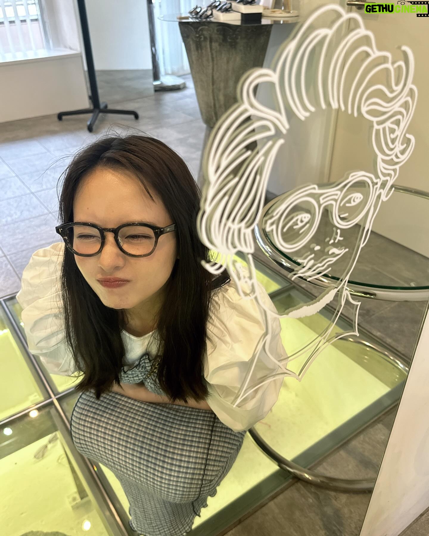 Nana Yamada - 5.8K Likes - 天才めがね🥹👓
写真撮っても反射しないのすごくない...🥺?
久しぶりにすずとお出かけしました💃♡
