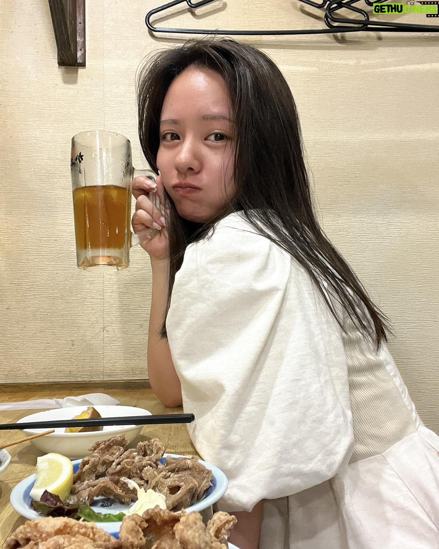 Nana Yamada - 9.4K Likes - ずっとこの歌聴いてる🥲🎧すき。
今日はお家のお掃除して、打ち合わせして、
ゆきこまをトリミングに連れてってお仕事して、
夜ご飯は作るのお休みしてさくっと1杯だけお酒のんで、
お家でYouTubeみて推し活してパワーチャージして
これからまたお家でお仕事がんばる1日です☺️♡
がんばるぞ〜〜☺️🍃