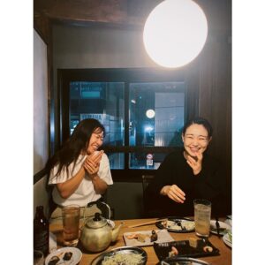 Nao Instagram - .
吉田知那美さんとはじめまして☺️
沢山笑ってあっという間の夜でした。
ユウスケさんありがとう！

photo by @yusuke_oishi_marcomonk