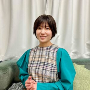 Nao Minamisawa Instagram - 10月の出演舞台「いびしない愛」
公演情報とともに、メインヴィジュアルも公表されました！

今回は岐阜県可児市に滞在しての作品づくりから始まり、
公演も岐阜、新潟、東京、栃木、大阪、香川……と数々巡ります。

経営難に陥った工場を舞台に、そこに関わる人々のおかしみや愛おしさを描いた群像劇。
高知県幡多弁でのお芝居にも注目していただけたらと思います！

ぜひチェックしてください！

#いびしない愛 #alacollection 
@kaniala_0727 

衣装
ワンピース　@ailefanm