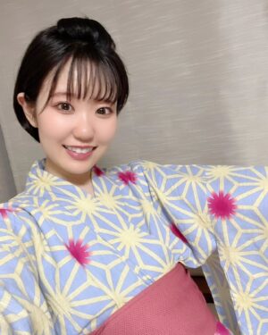 Nao Toyama Instagram - 鍾乳洞ライブバスツアーの余韻も落ち着き、
そろそろ次への目的地に向かわねば！

最後に１日目と２日目の宴会で着させていただきましたかわいい素敵な浴衣のお写真を🌸

なんだか旅行気分になれましたっ！😆

またオフィシャルクラブで楽しいことができますように！✨

夏はお出掛け季節ですので、
皆様、日差しや暑さ対策をして気をつけてお過ごしくださいね🌿